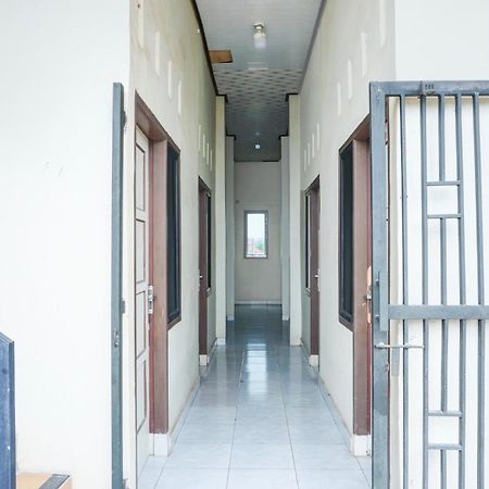 Hotel O Sukarame Near Universitas Islam Negeri Raden Intan Lampun Formerly Hotel Wisma Tri Handayani Bandar Lampung Exteriör bild